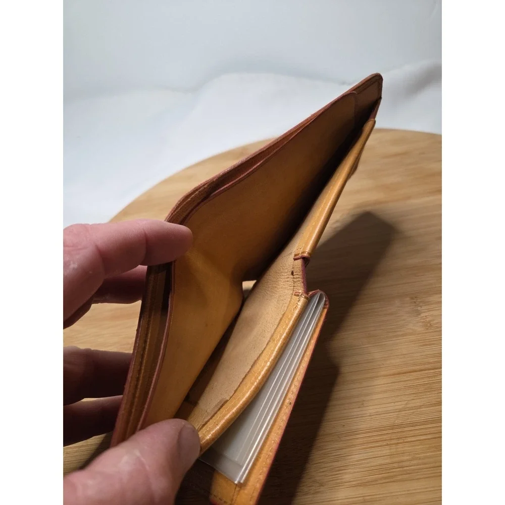 Vintage Leather Wallet With Card/picture Holder